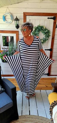 Fashion by Nono Noory maxiruha, csíkos XL méretben
