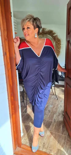 Fashion by Nono Fanni tunika, sötétkék-piros 3XL méretben