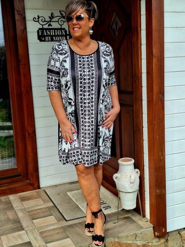 Fashion by Nono Olívia "A" vonalú ruha, fekete-mintás 5XL méretben