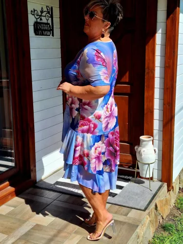 Fashion by Nono Karolina ruha, virágmintás 4XL méretben