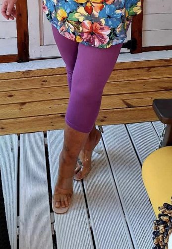 Fashion by Nono 3/4-es leggings, lila 5XL méretben