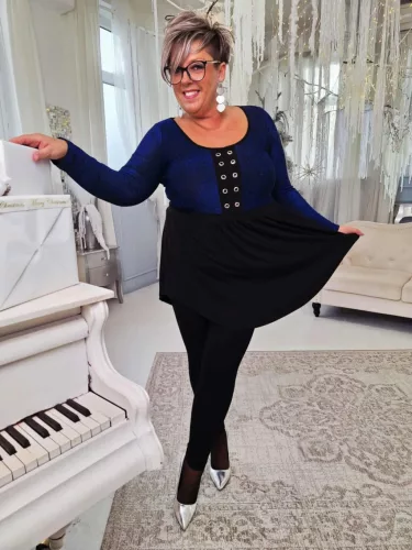 Fashion by Nono Bogi ,,A,, vonalú tunika/felső, fekete-kék lurex 4XL méretben