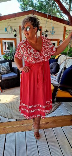 Fashion by Nono Tereza ruha, piros-mintás 4XL méretben