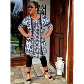   Fashion by Nono Olívia "A" vonalú ruha, fekete-mintás XL méretben