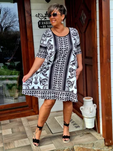 Fashion by Nono Olívia "A" vonalú ruha, fekete-mintás XL méretben