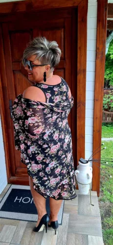 Fashion by Nono Atina ruha stólával, fekete 3XL méretben